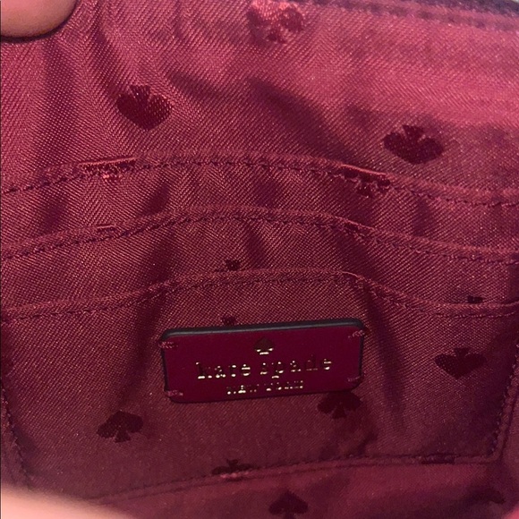 Kate Spade Chelsea The Little Better Nylon Medium Wristlet Pouch Cranberry NWOT - Picture 7 of 10